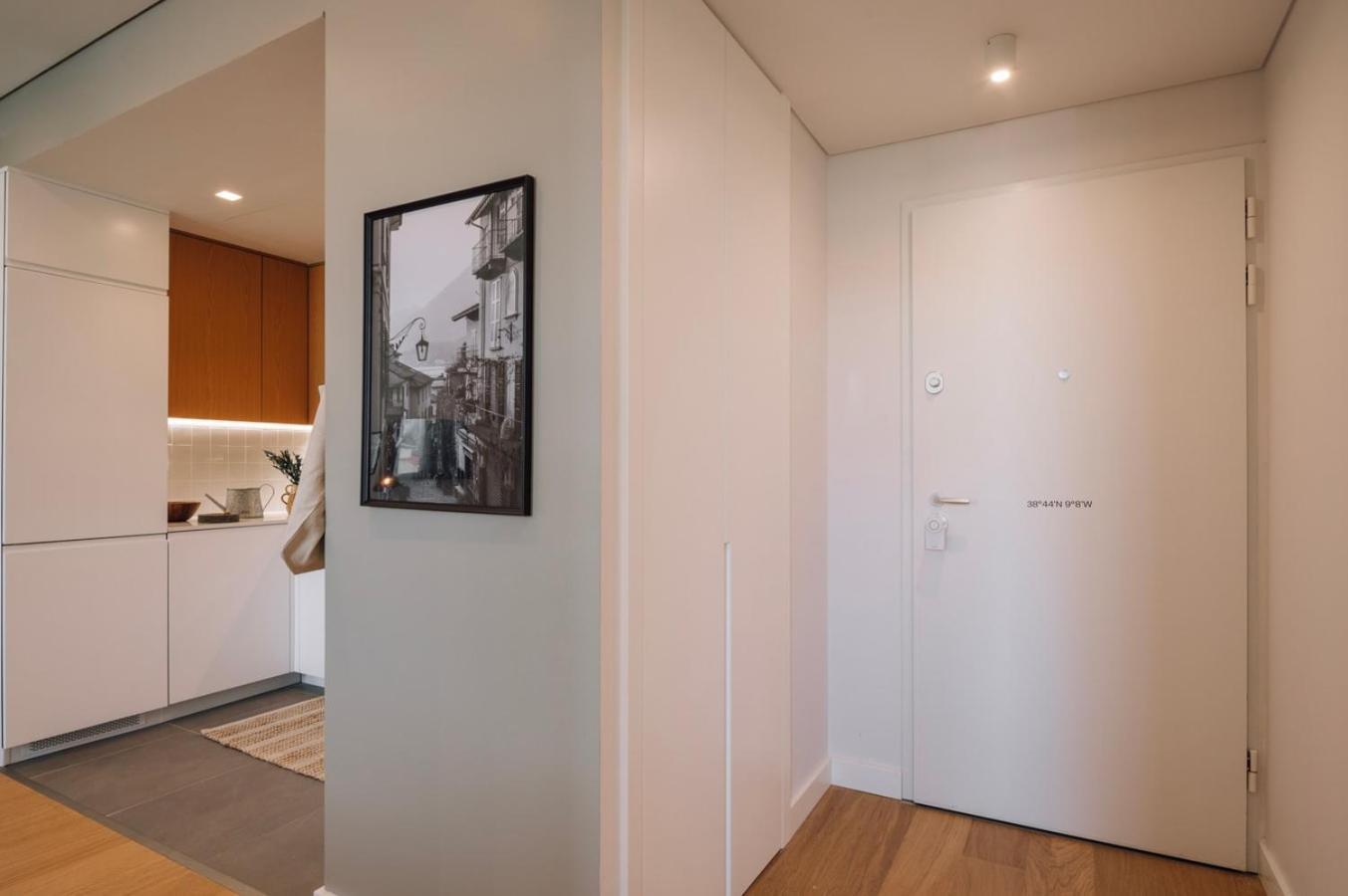 Apartment Anzio - 2 Bedrooms And Pool In Avenidas Novas Lisbon